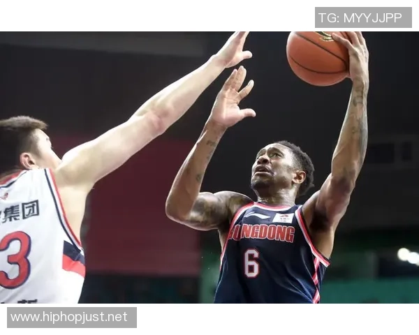 广东龙狮与新疆强强对决谁将赢得这场精彩的篮球盛宴