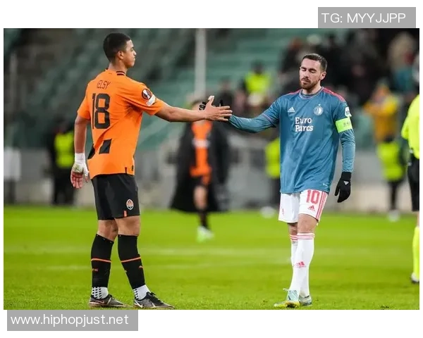 费耶诺德与矿工激战正酣谁能在欧战中笑到最后 费耶诺德与矿工激战正酣谁能在欧战中笑到最后